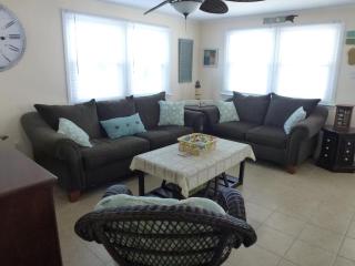 Ocean Block, Brant Beach, Wifi, Covered Porch, Washer Dryer, 3 Bedroom-Just Walk Up A Few House Lengths And Long Beach Islands Pristine White Sandy, - 1