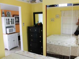 Bay Side Beach Cottage Located In Ship Bottom, Walking Distance To Shops, Attractions And Dining 13508 - Ship Bottom - 3