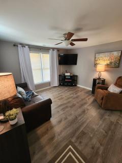Quaint Farmhouse - Branson West - 5