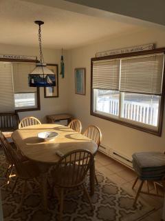 Great Value - Oceanside Raised Ranch, Location Is Perfect For Walking To Beach, Restaurants, Pizza, Ice Cream Or Coffee, 13419 - 6