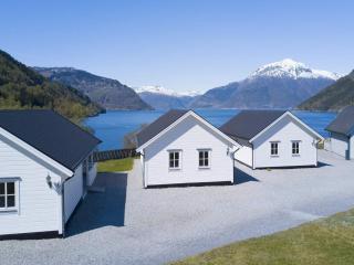 Spacious bungalow in Kinsarvik with Sea View - Kinsarvik - 5