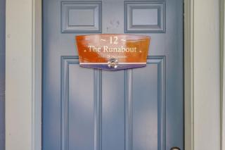 Folliday Inn - The Runabout - Room 12 - Folly Beach - 1