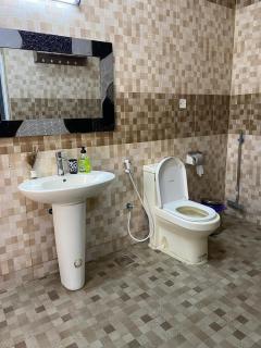 Comfort Like Hotel with free parking - Sharjah - 4