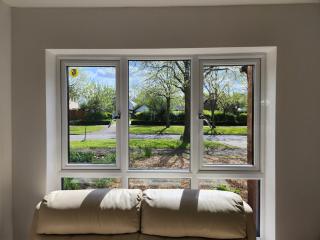 4 Bed 3 Bath Dryer Sky TV & Netflix Free Parking Rear Garden Prime Location - 1