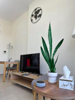 Vibrant studio - 15m to marina - 2