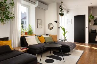 EverGreen - Design & Spacious Old Town Apartment with AC, 1,5 Bath, Family-Friendly - Bratislava - 8