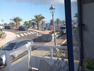 Costa Mar 65 metros cuadrados , Primera línea del mar, 20 metros de playa Bastian - Costa Teguise - 3