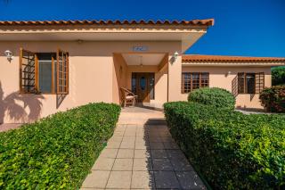 Sunrise Villa is gorgeous for daily views of sunrises and sunsets - Palm-Eagle Beach - 9