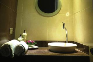 El Patio Suites II - 7