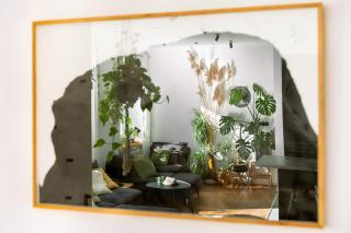 Evergreen - Old Town Spacious Stylish Apartment with AC and One and a Half Bath, Baby & Kid- friendly - Bratislava - 0