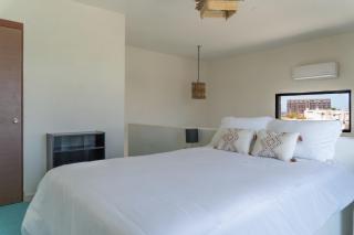 Seaside, 2 Private Lofts, 5 min walk to Surf Beach - 8