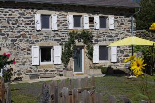 Gîte Haute-Loire, Saint-Etienne-Lardeyrol, Au pied des huches - Saint-Étienne-Lardeyrol - 0