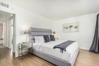 Camelback 446 at Fashion Square - Scottsdale - 8