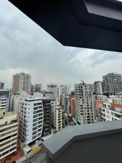Estudio en La Carolina - Quito - 1