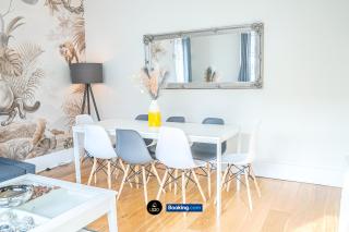 Stunning House By LS2G Short Lets & Serviced Accommodation Greater London With Free WIFI - London - 3