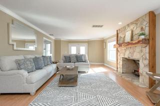 Enjoy Beautiful Ormond Beach 4BR Apt WiFi & Pool - Ormond-by-the-Sea - 7