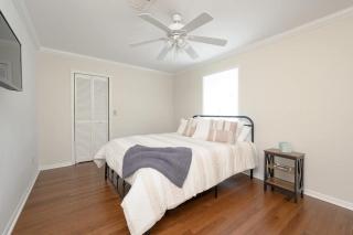 Enjoy Beautiful Ormond Beach 4BR Apt WiFi & Pool - Ormond-by-the-Sea - 1