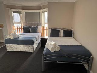 Modern Self Contained Studios - Nottingham - 9