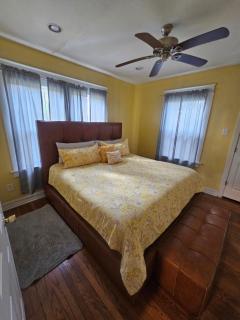 Birmingham's Spacious Uptown Family Retreat - 3