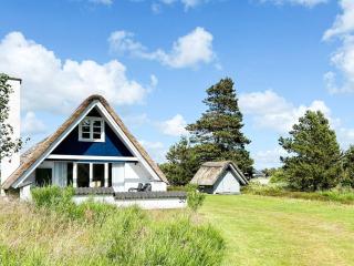 4 person holiday home in Ringkøbing-By Traum - 1