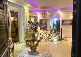 Luxury 5BR - Secure & Stylish with Airport Pickup - Sheikh Zayed - 3