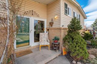 4BD Family Home Heart of COS Lrg backyard and Gameroom - 2