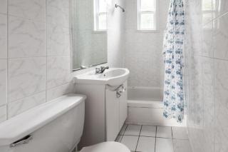 C 07 - Apartment with 2 Bedrooms and 3 beds - Montréal - 3