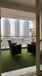 Sky Rise Lavish Apartments Opposite Centaurus Mall Islamabad - Islamabad - 0