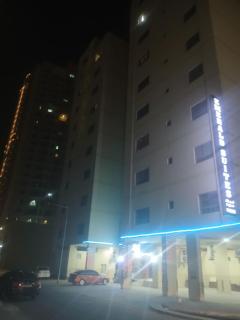 Emerald Suites - Manama - 7