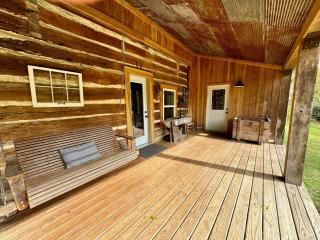 New Listing- Tecumseh Trail Cabin - Nashville - 1