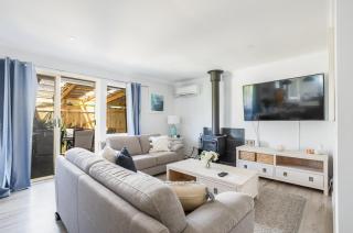 Family Friendly, Walk to Beach, Spacious - Ocean Grove - 4