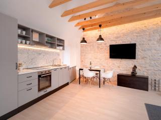Nicely decorated house with top roofed terrace - Vrboska - 5