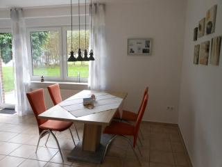 Holiday home in Hage with swimming pool - Hage - 3
