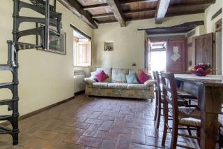 Freistehendes Agriturismo Mit Garten Und Pool - Pratovecchio - 3