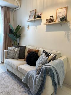 Casa Alia at Coast - near MOA, US Embassy, PICC, WTC - Manila - 0