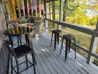 New! Robin's Nest - Cute Lakefront Tiny House! - Turk Lake - 9