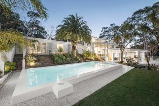 The Fender House - 9