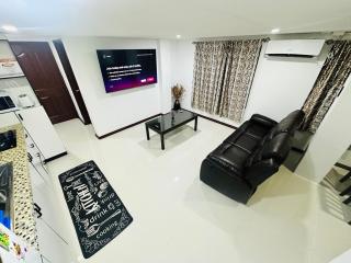Cozy Corner - 0