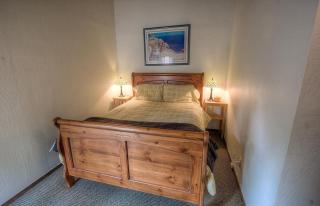 Alpine Getaway home - Tahoe City - 2