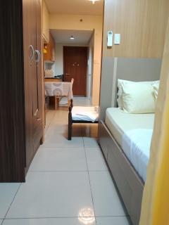 232D pool view with big balcony - Manila - 0