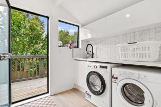 Forest Retreat with pool table & 10min to wineries - Auckland - 2