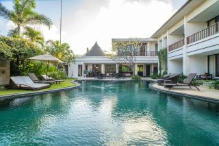 Villa Diana Bali 16 Bedrooms - Seminyak - 0