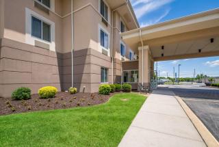 Sleep Inn & Suites - Dover - 0
