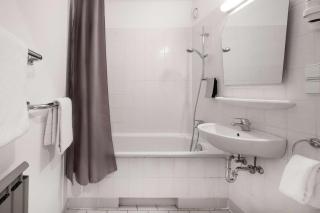 Hotel Berlin Lichtenberg - 3