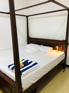 Haven house with AC - Kamburugamuwa - 5