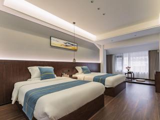 ZhangJiaJie Enjoy Nature hotel - Hanqiyu - 8