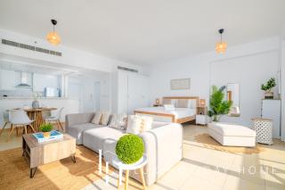 LUX The Dubai Eye View JBR Studio - 9