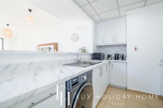 LUX The Dubai Eye View JBR Studio - 2