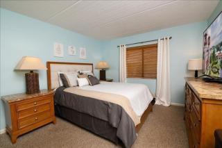 Mystic Sands I Steps to Beach I Free activities condo - 9