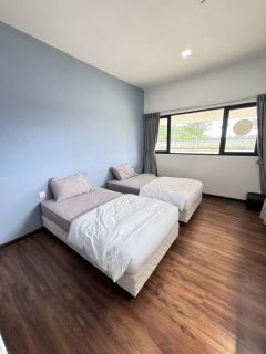 RTS - L7 L8 ROXY Townhouse Sematan - Sematan - 6